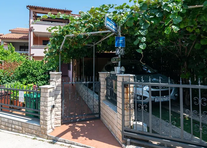 Apartment With Wifi Stinjan, - 24743