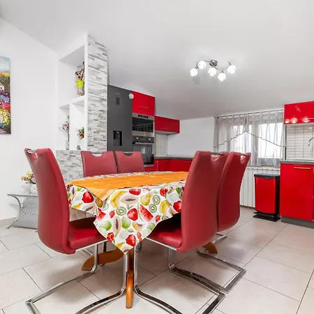 With Wifi Stinjan, - 24743 * Pula